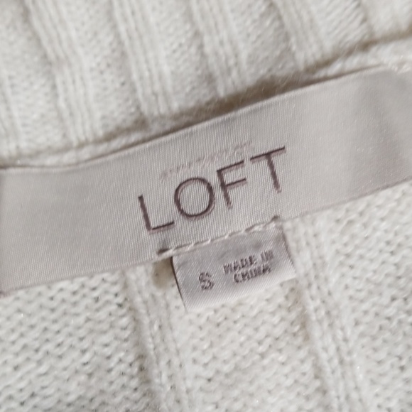 LOFT Ivory Sweater - Picture 2 of 5